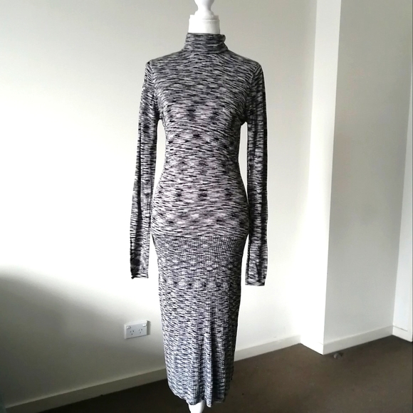 Winter dress - Picture 5 of 8